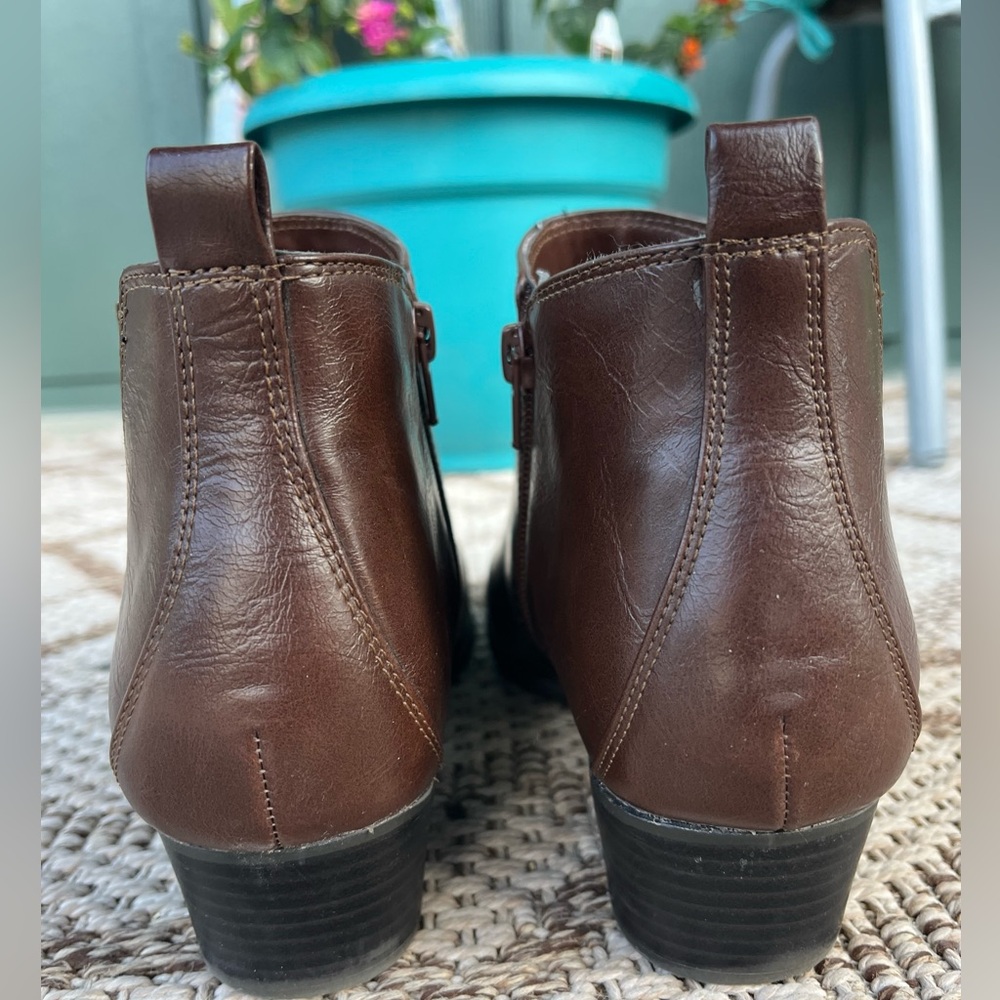 Unisa Brown Leather Ankle Boots Booties 9.5 m - Picture 3 of 8